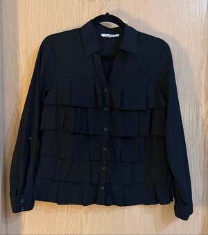Chico's Black Tiered Pleated Ruffle Button Down Blouse Women's Small 6